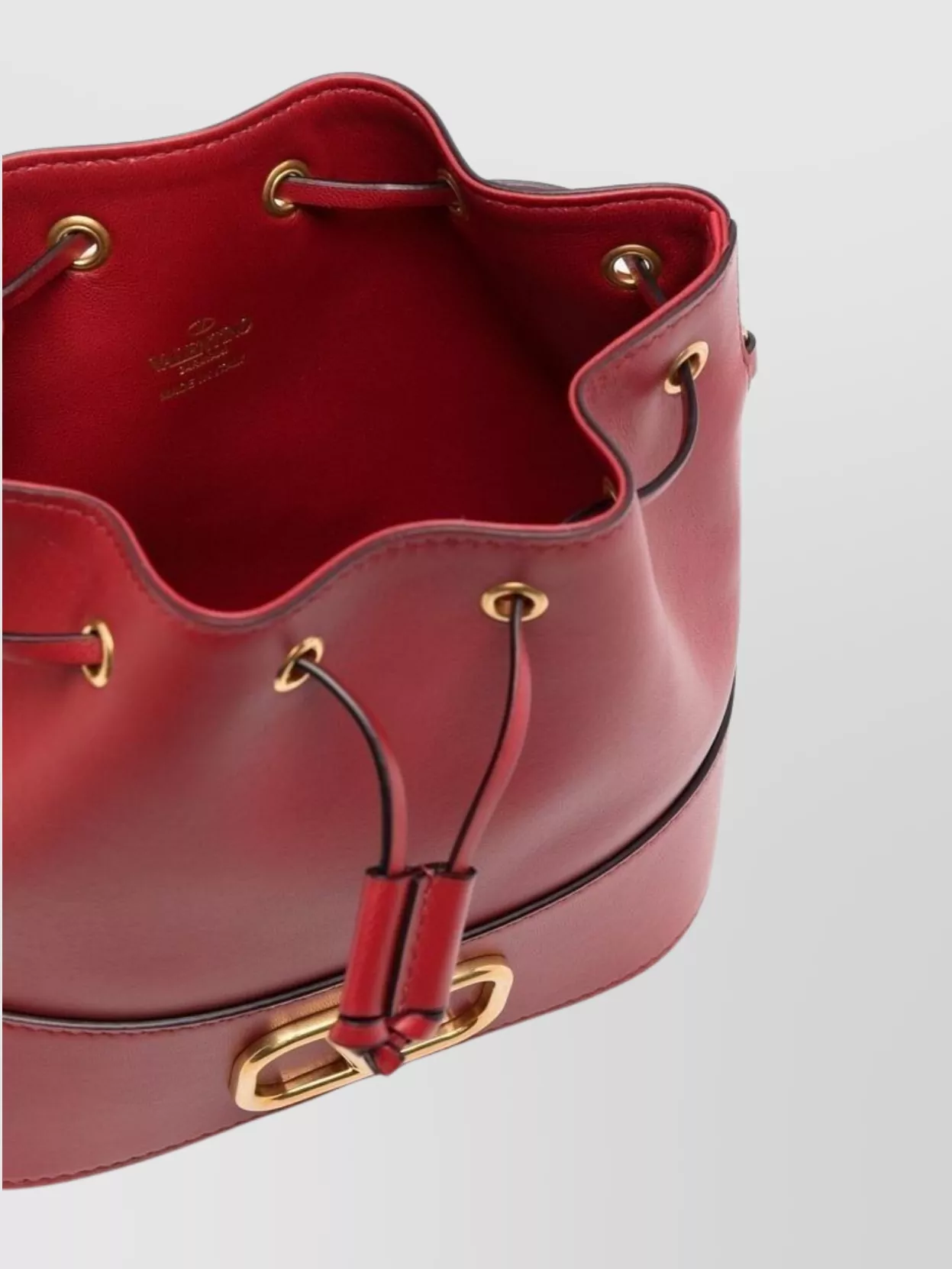 Valentino Signature Leather Bucket Bag With Chain Strap In Red
