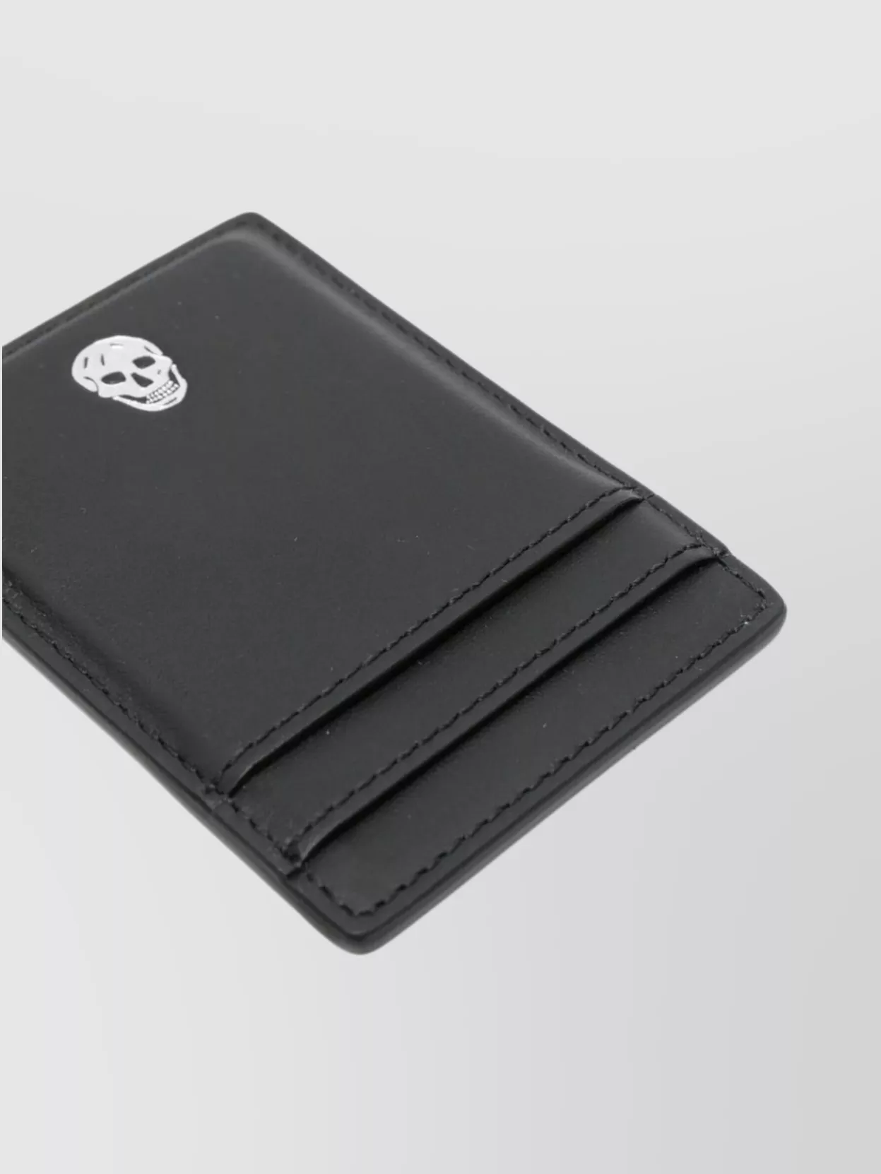 Mc Queen Skull Design Magnet Wallet And Cardholder