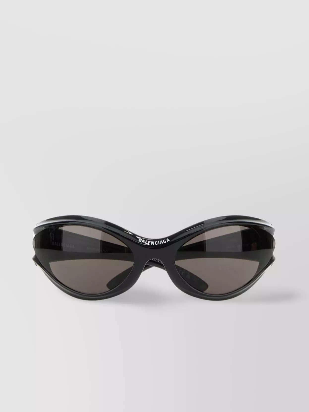Shop Balenciaga Round Dynamo Sunglasses With Cat Eye Frame