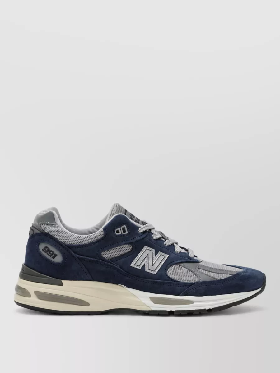 New Balance low-top sneakers