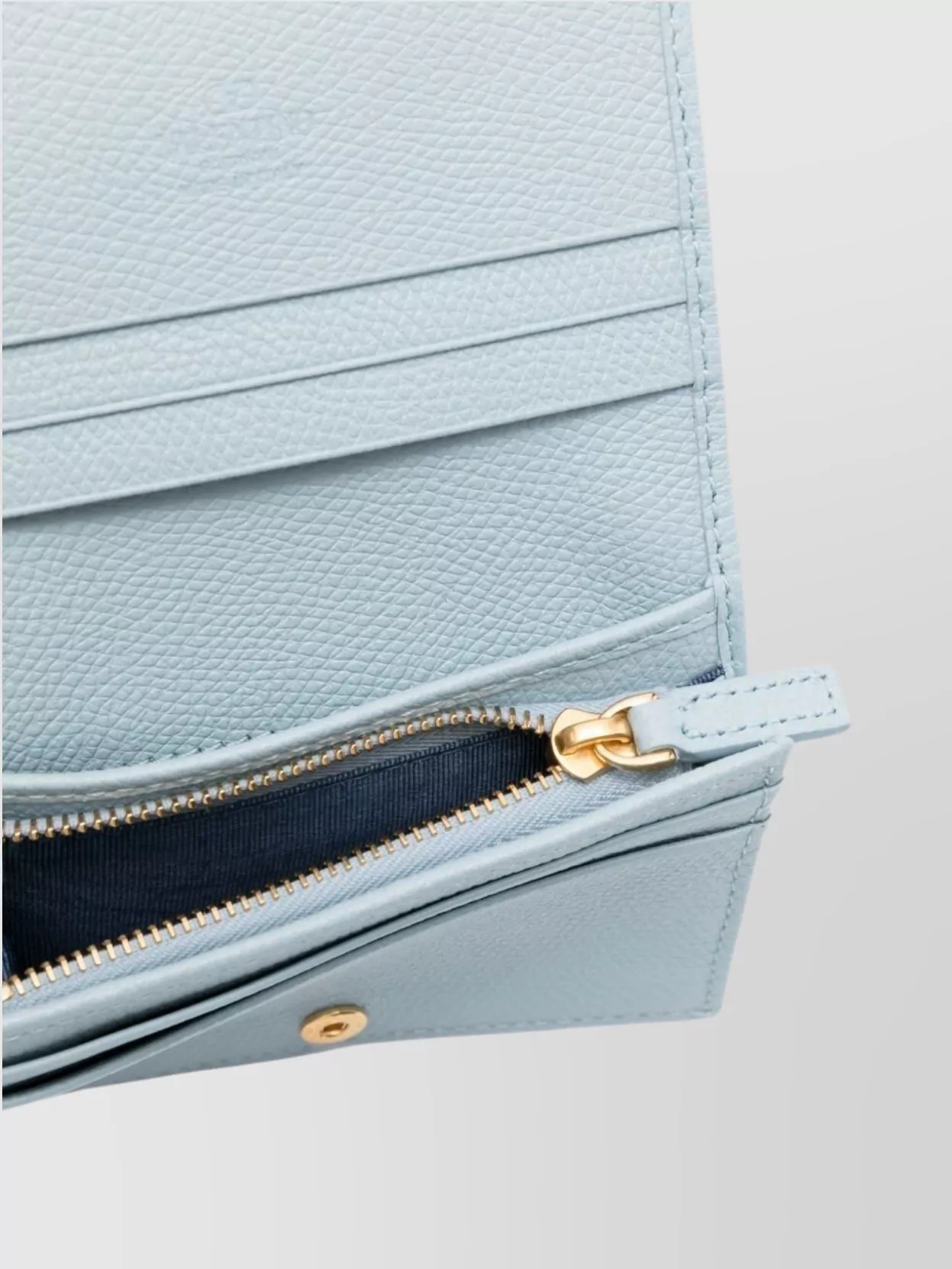 Valentino Garavani Grained Calf Leather Vlogo Wallet