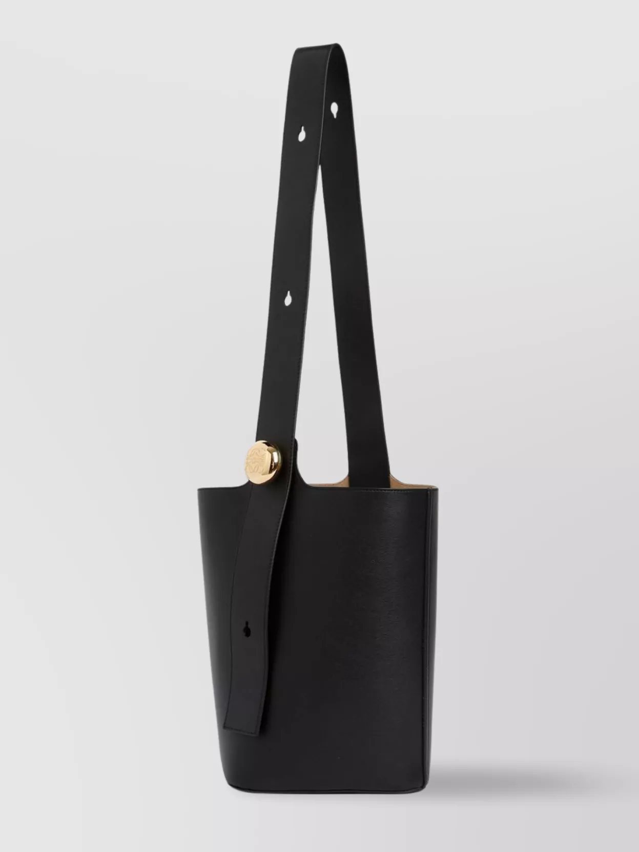 Loewe Medium Pebble Bucket Shoulder Bag
