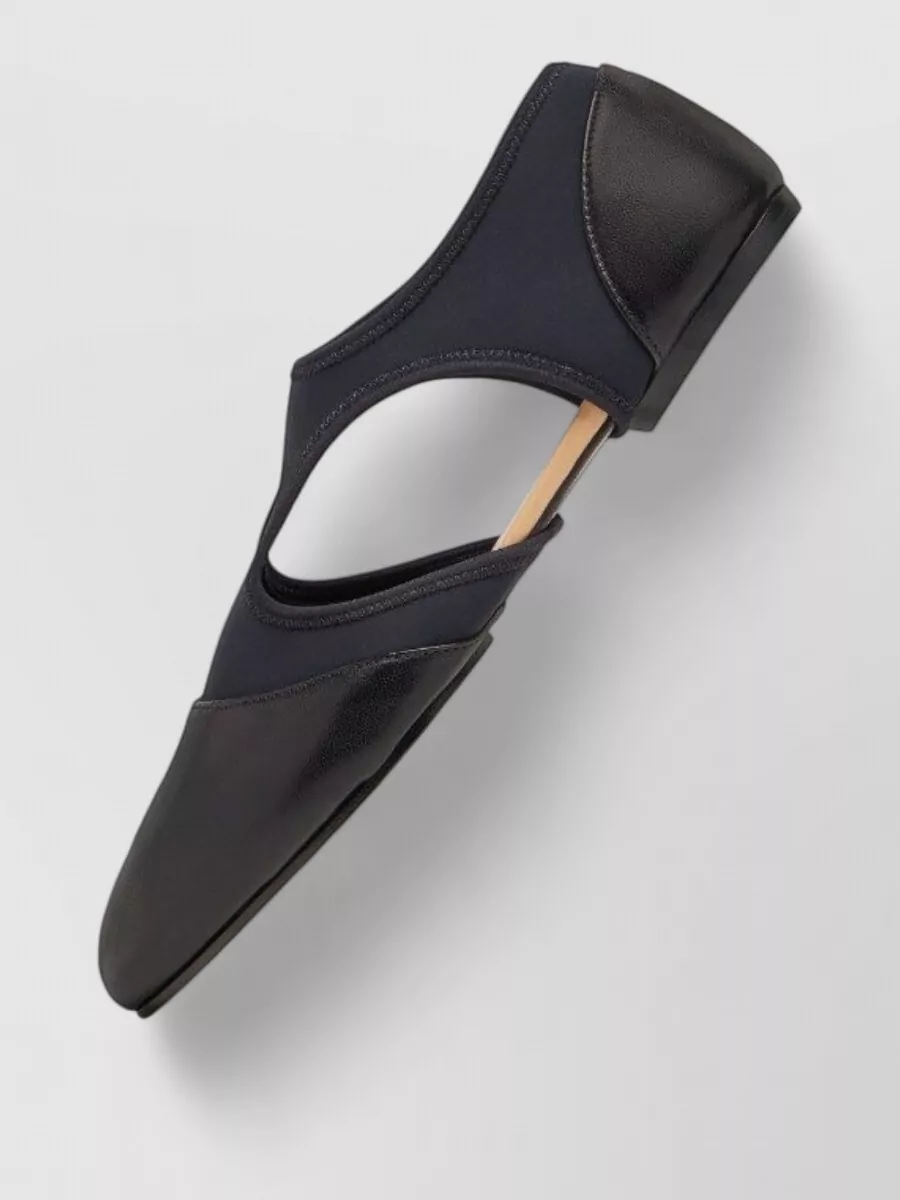 Maison Margiela Loafers Cut Out Design Flat Sole Split Toe