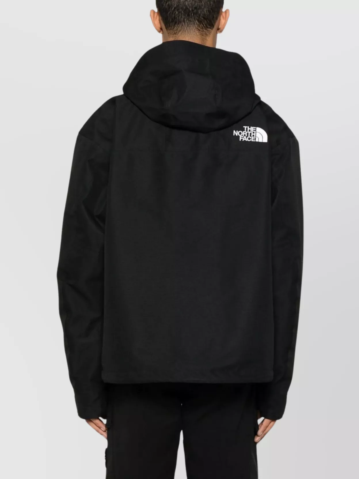 The North Face Versatile Outdoor Jacket Hooded Design