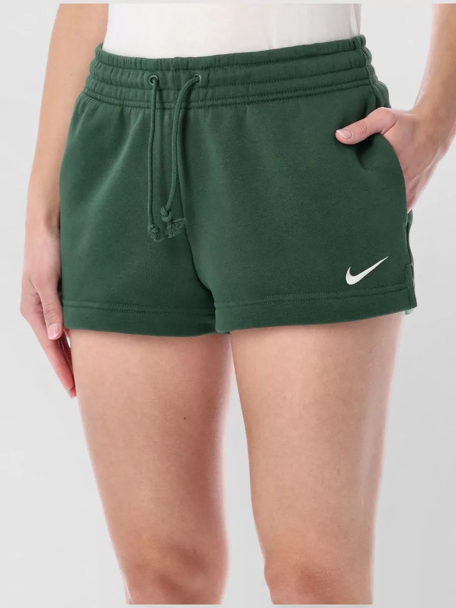 Nike Fleece Shorts Regular Fit Sporty Style