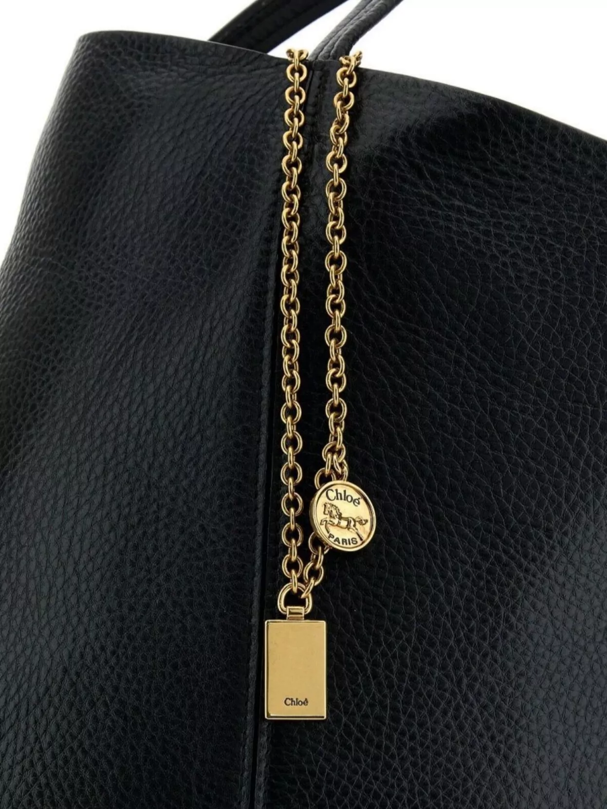 Chloé Large Leather Shopping Bag With Metal Charm In Black