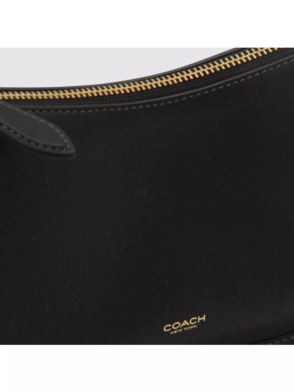Coach Chain Shoulder Bag And Detachable Strap