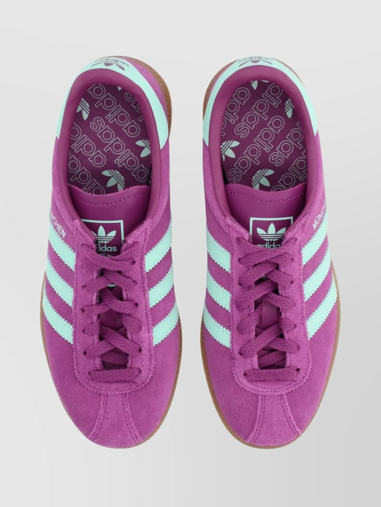 Adidas Originals Stylish Sneakers With Contrast Stripes And Rubber Sole