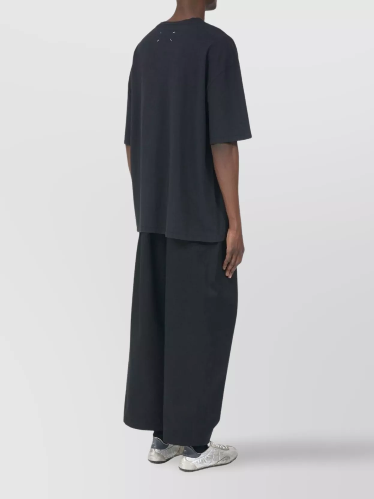 Maison Margiela Logo Graphic Print Relaxed Fit T-Shirt