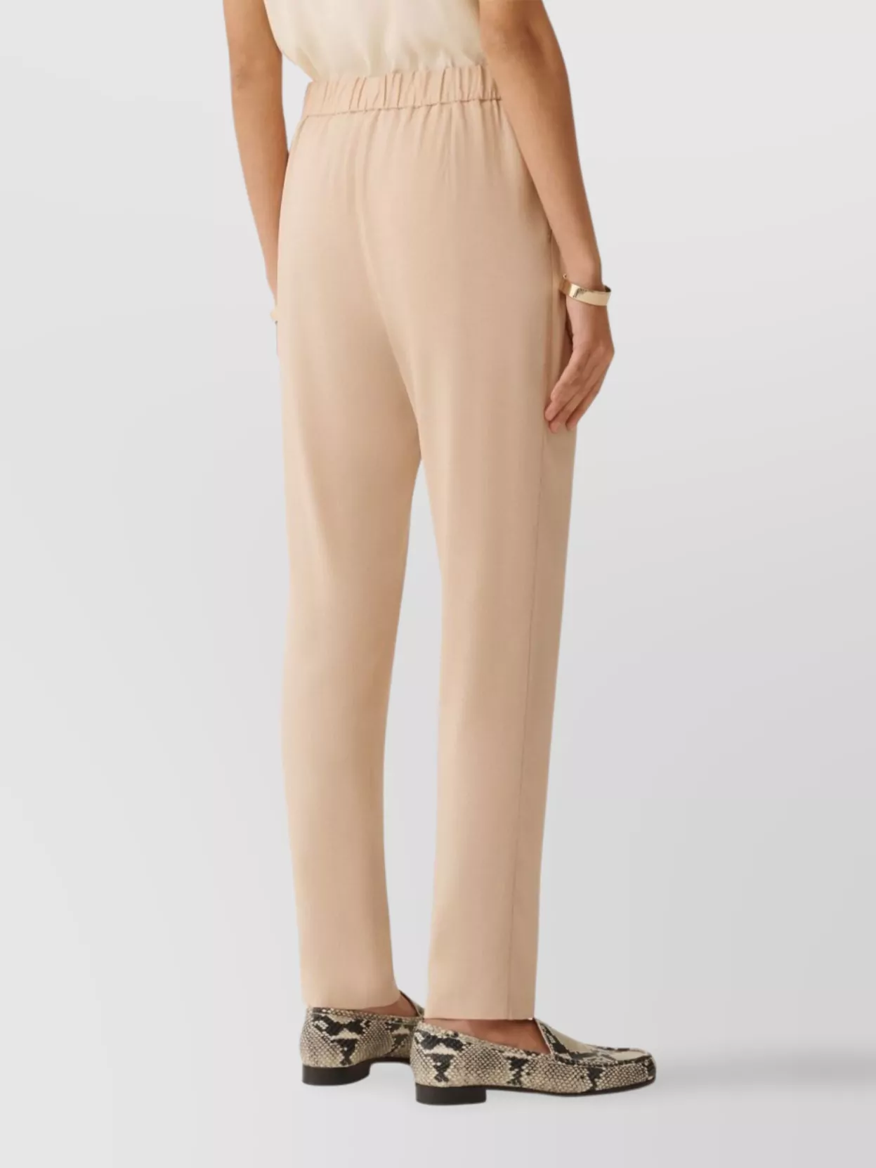 Fabiana Filippi Trousers With Drawstring And Pleat Detailing