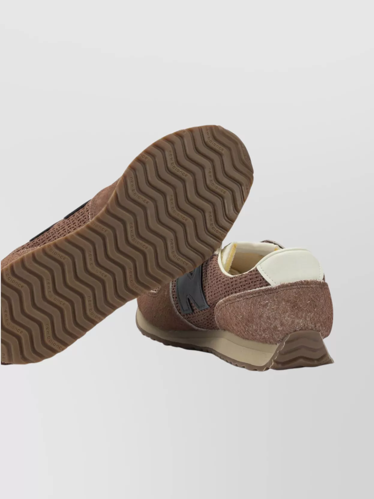 New Balance Modern Mesh Round Toe Sneakers