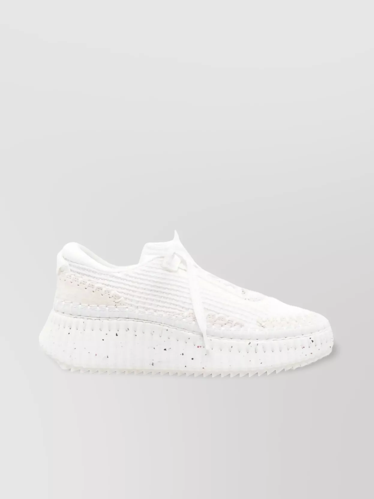 Chloé Low-top Round Toe Textured Sole Sneakers