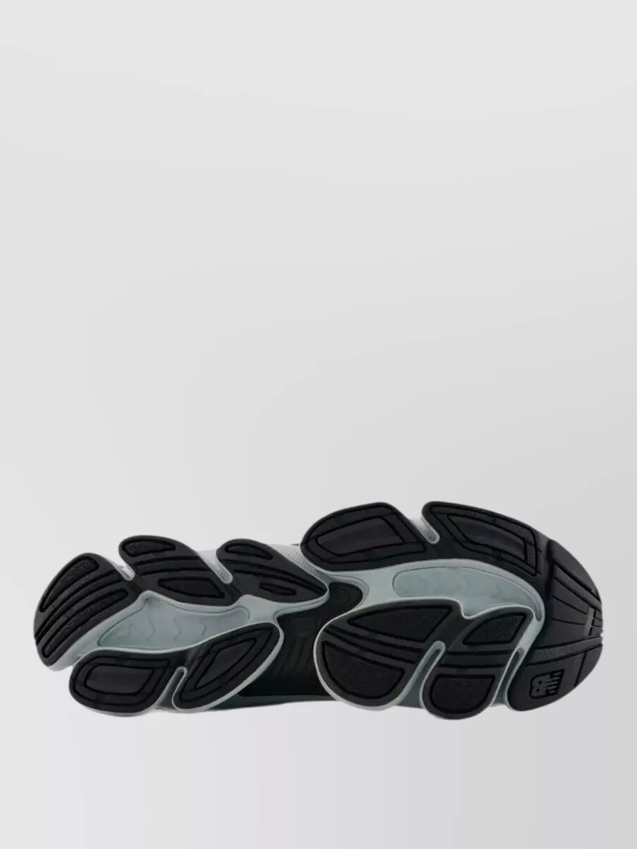 New Balance Low-Top Sneakers