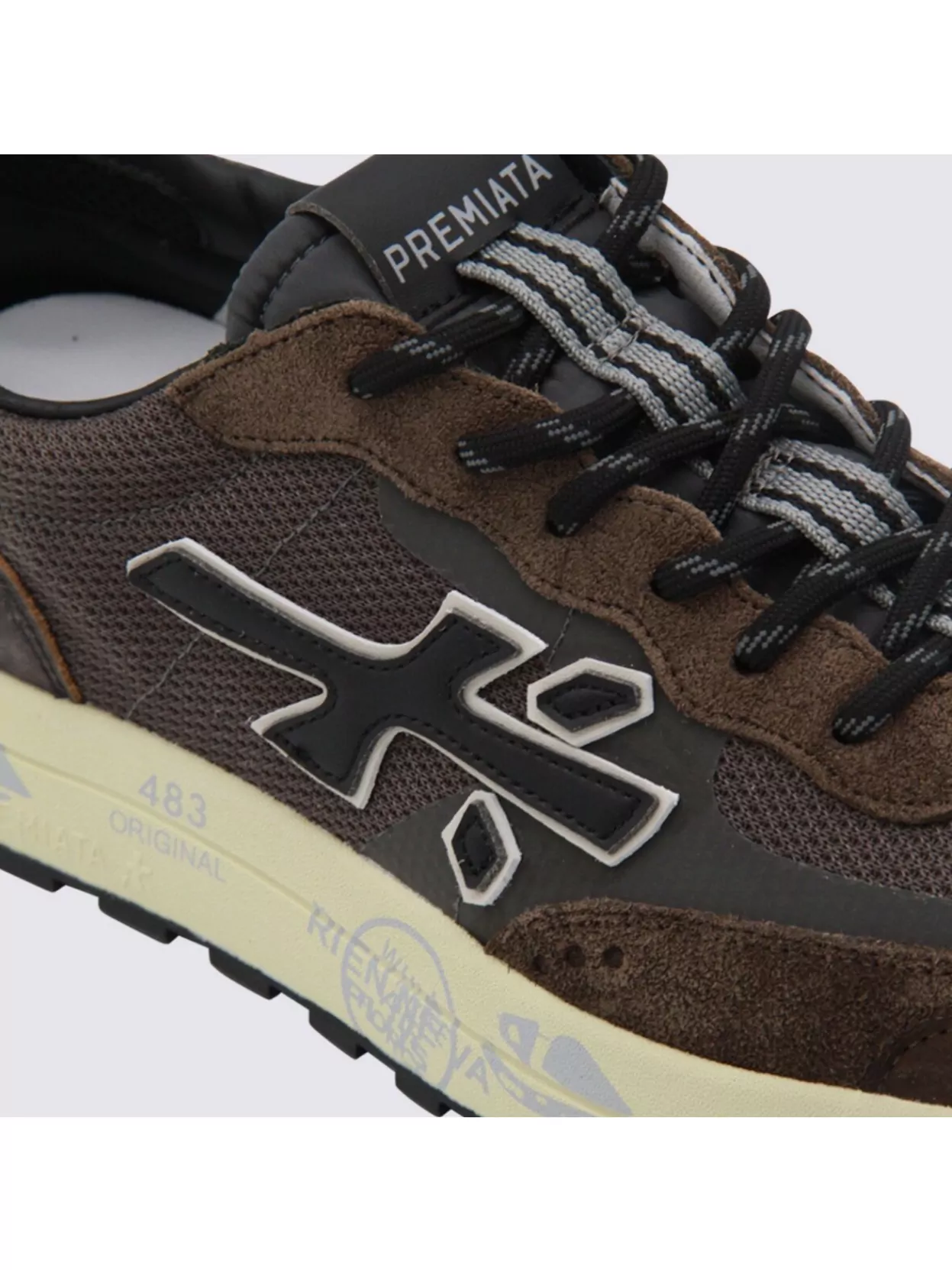 Premiata Casual Low Top Sneakers With Contrast Sole