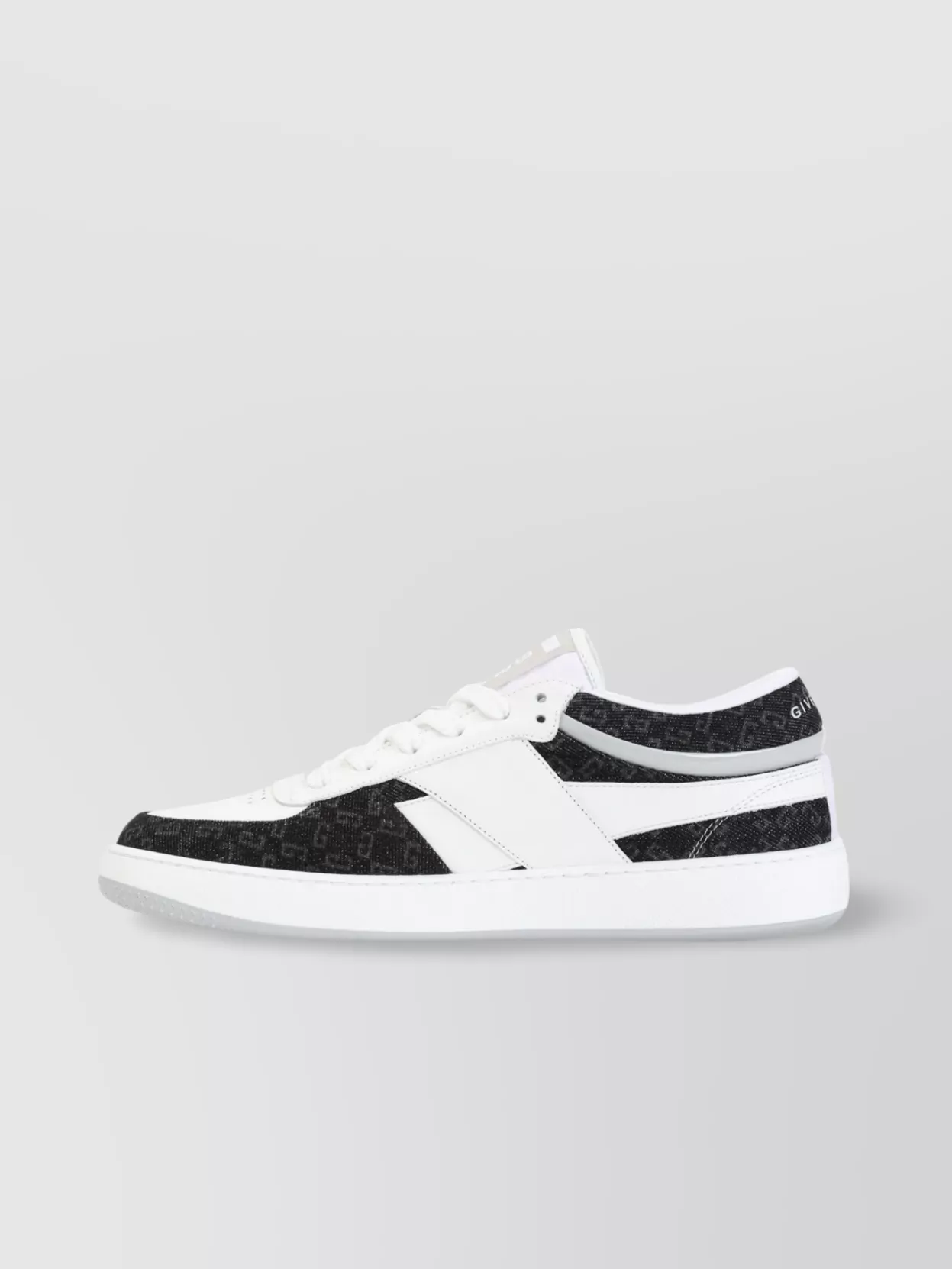 Givenchy G Move Low Sneakers