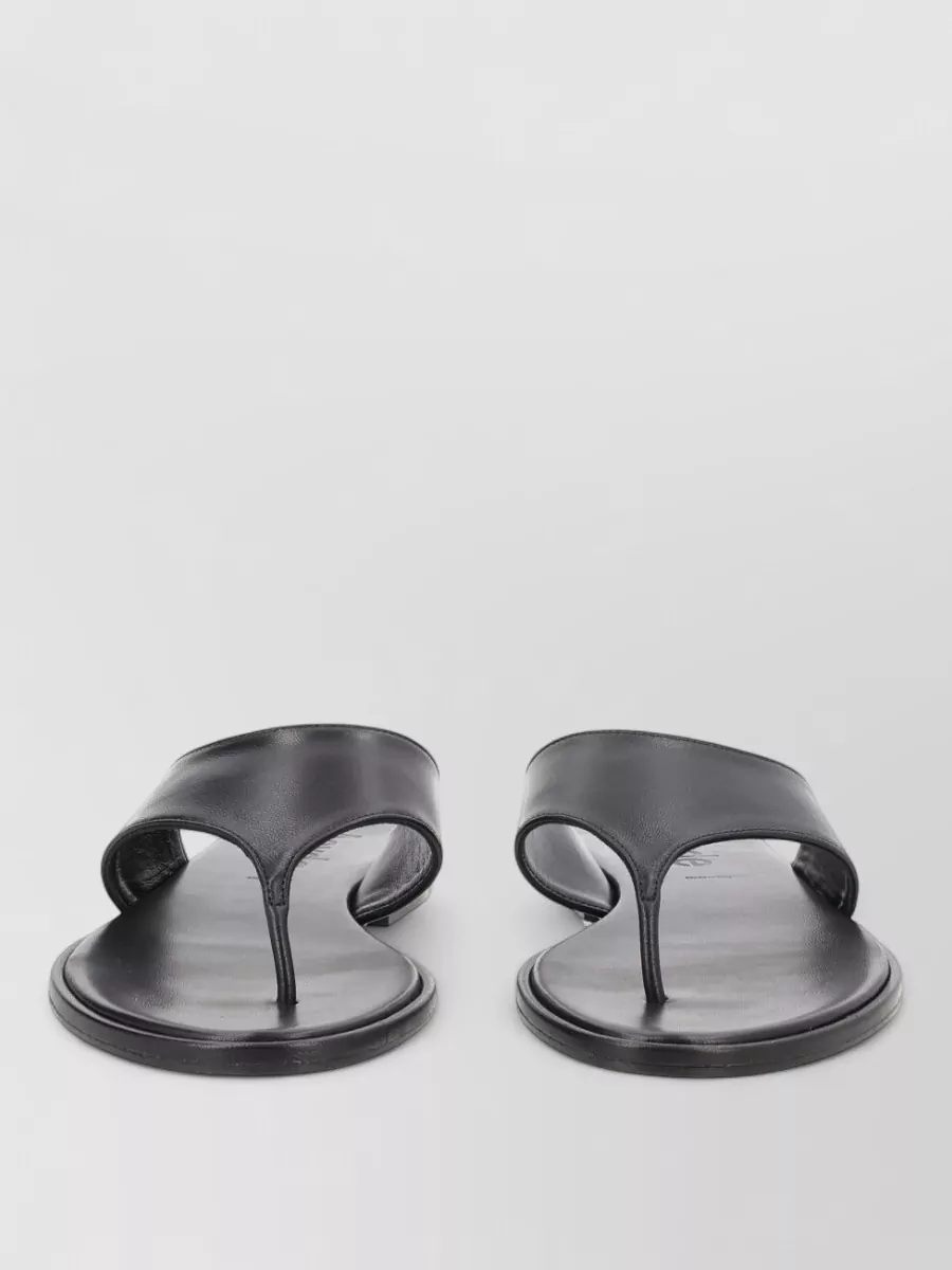 Aeyde Leather Thong Sandal Flat Sole Design