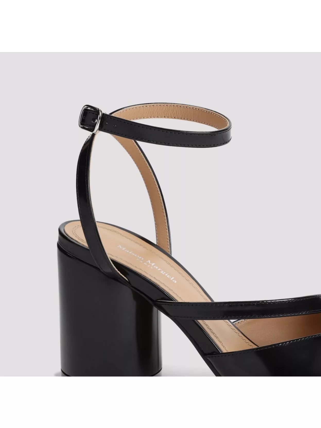 Maison Margiela Tabi H80 Pumps Cut-Out Detail