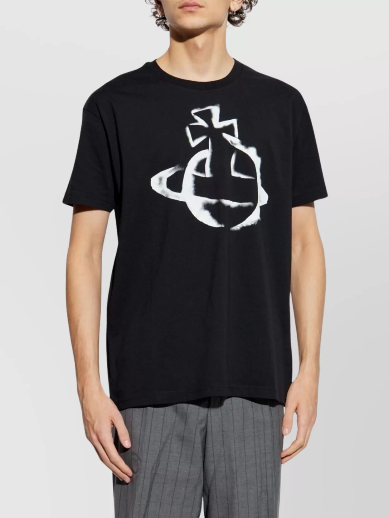 関税込【Vivienne Westwood】Graphic Print Crew Neck T-Shirt Vivienne Westwood Crew neck graphic print top | The Fashion