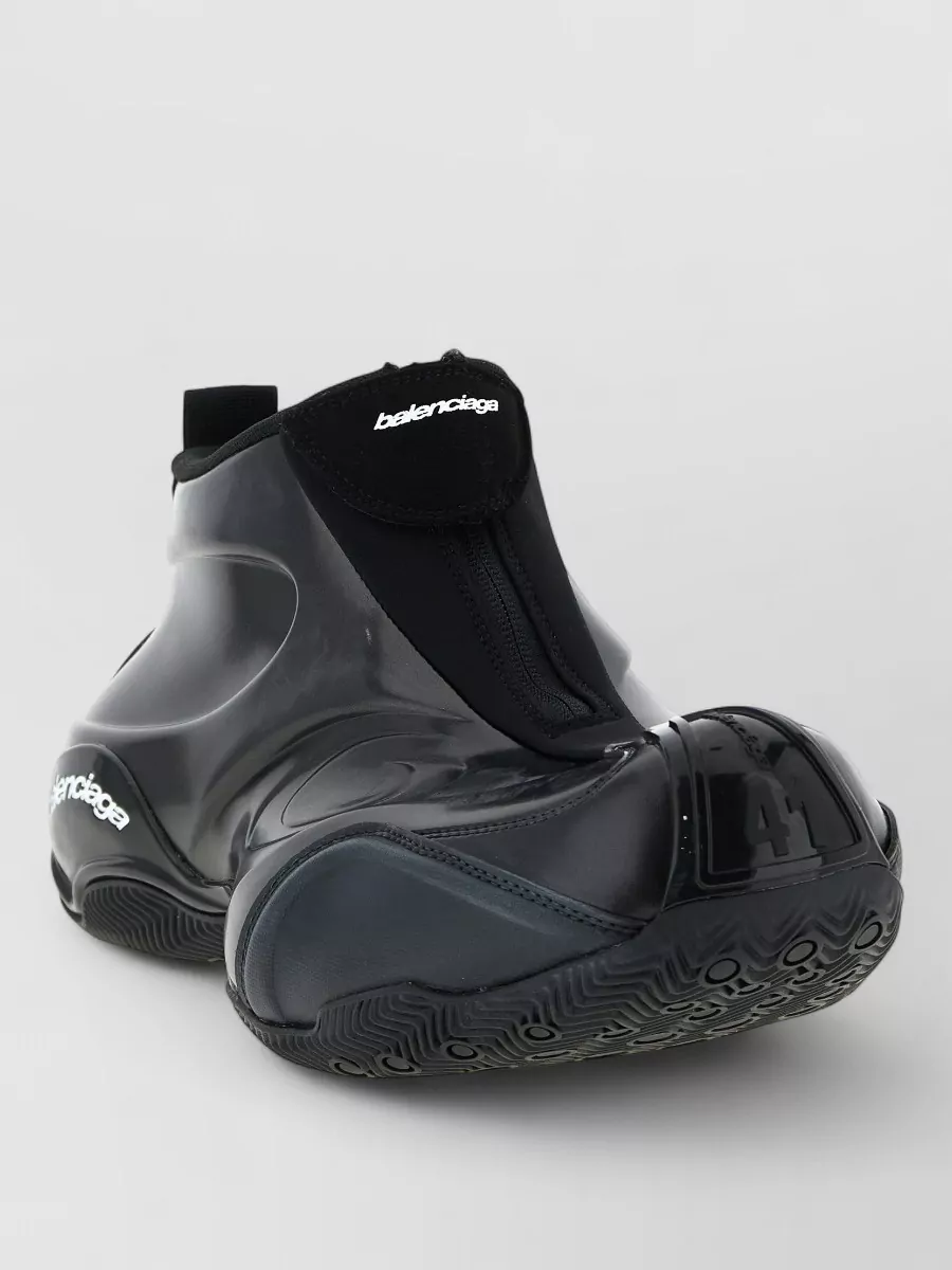 Balenciaga low top sneakers