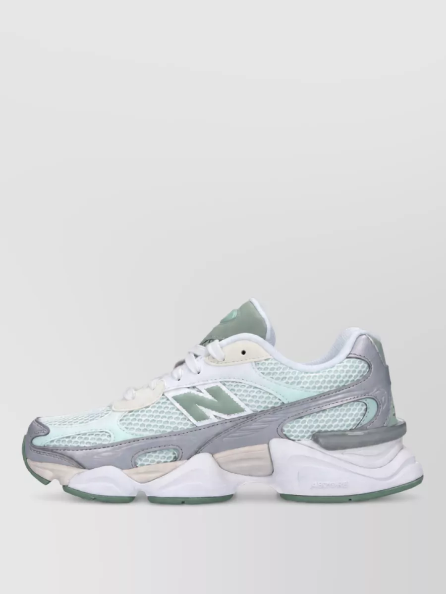 New Balance Low-Top Sneakers