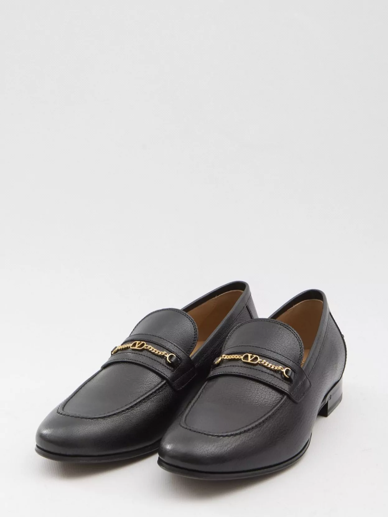 Valentino Garavani Signature Loafers Decorative Chain