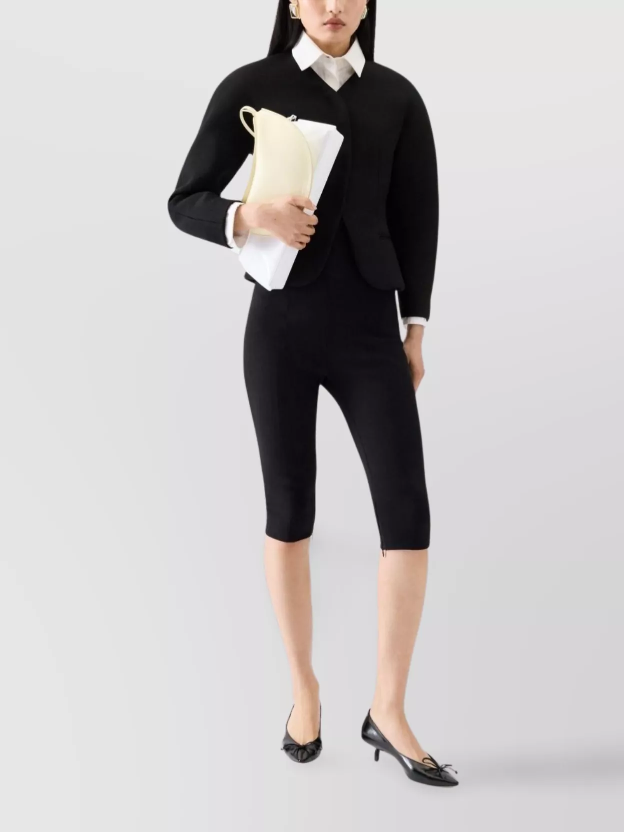 Jacquemus Tailored Blazer Peplum Structured Shoulders In Black
