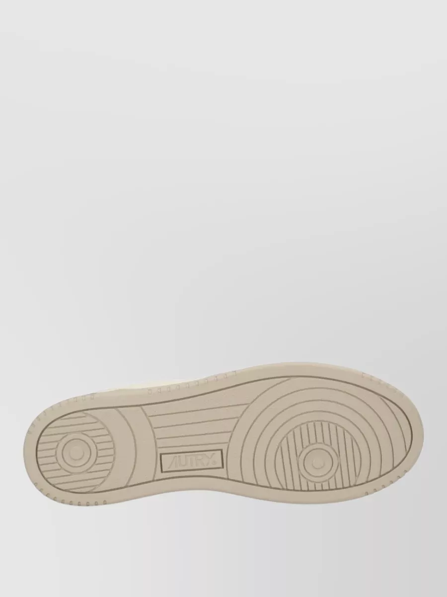 Autry Sneakers Contrast Heel Tab Perforated Toe Box