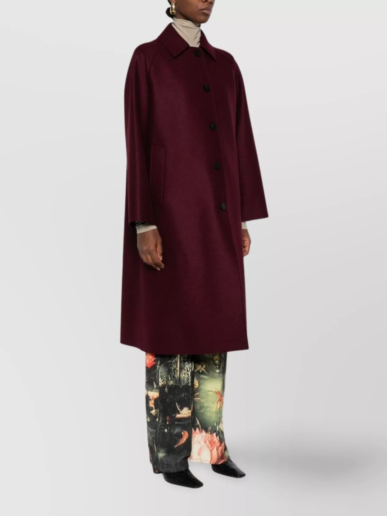 Harris Wharf London Wool Raglan Sleeve Coat With Welt Pockets