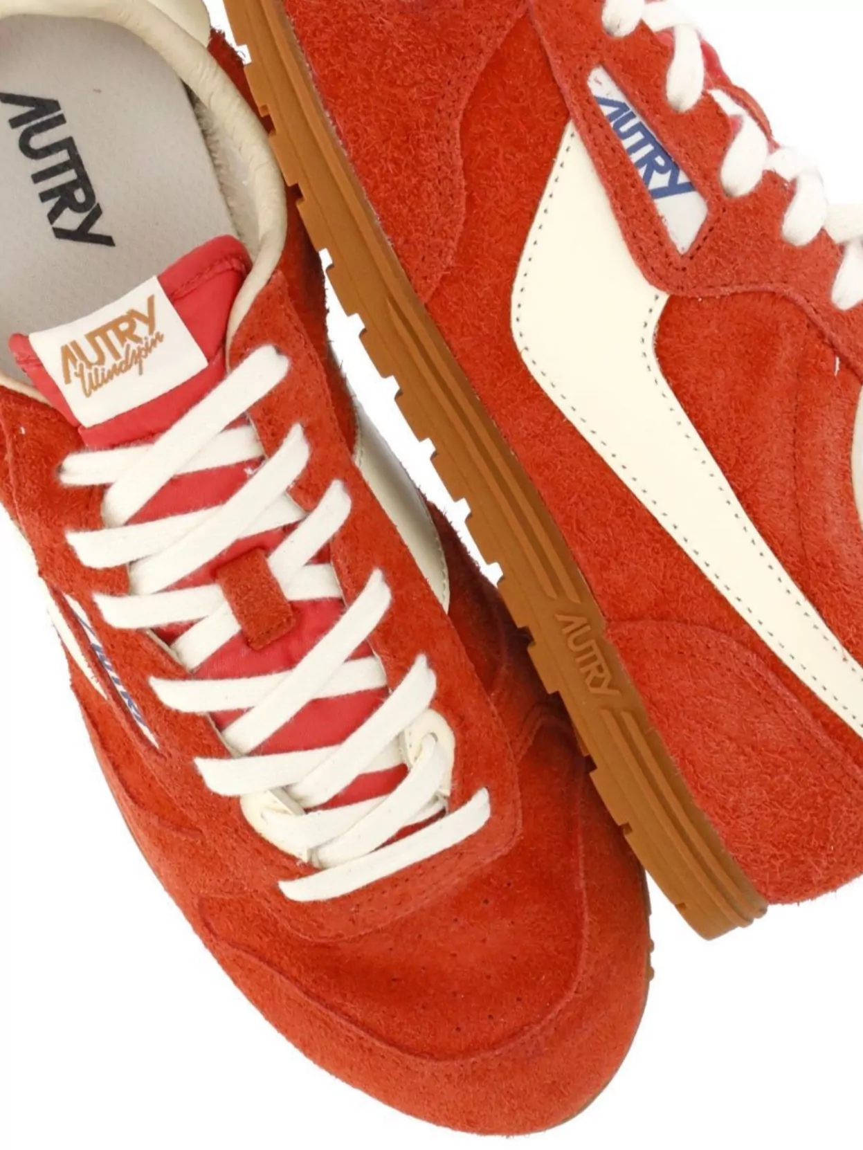 Autry Smooth Leather Low Top Sneakers