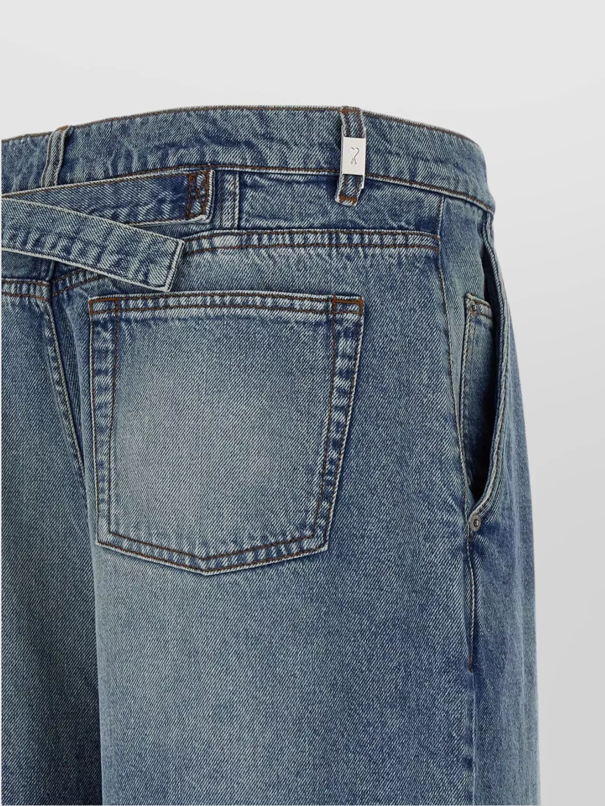 Ami Paris Relaxed Fit Denim Trousers Pockets