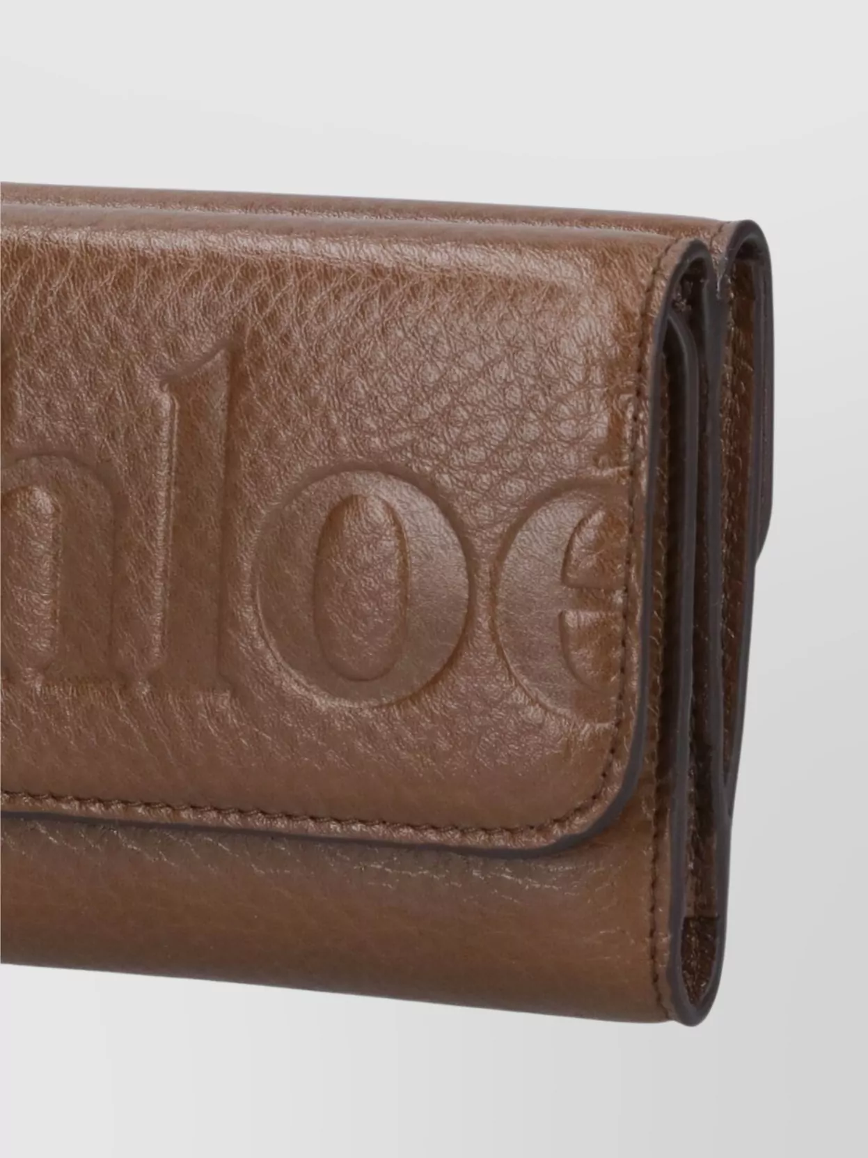 Chloé Tri-fold Logo Wallet In Metallic