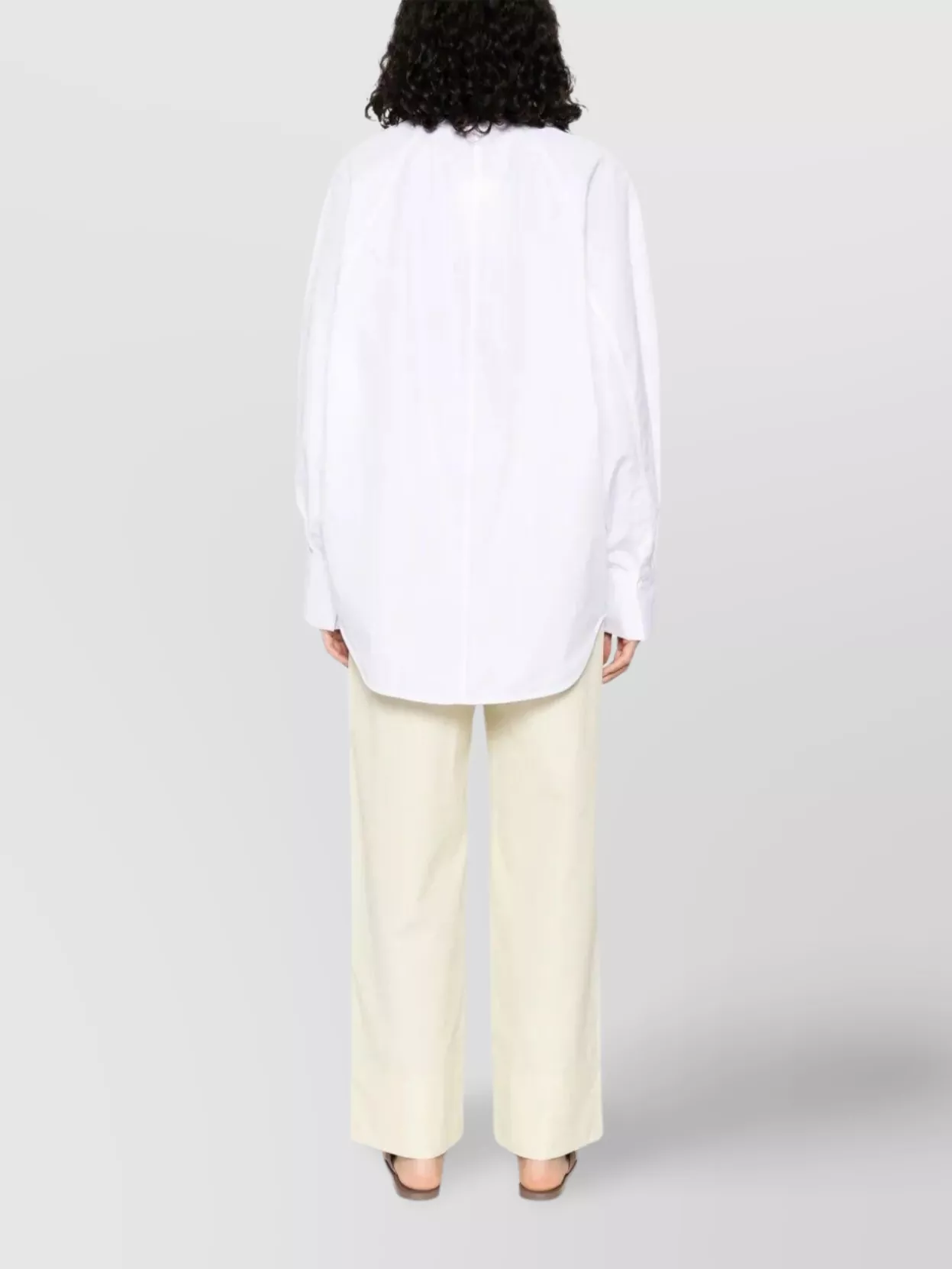 Totême Raw Raglan Shirt With Curved Hem In White