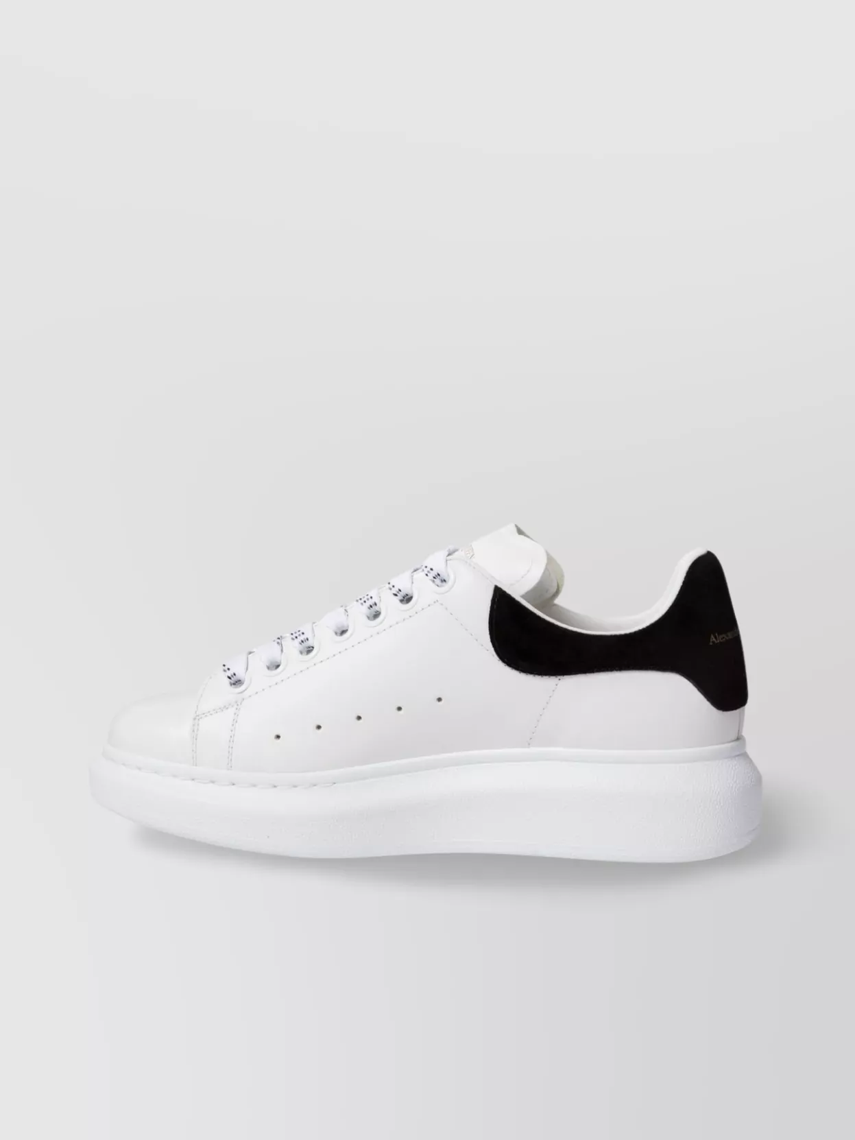Alexander Mcqueen White Sneakers With Logo On The Tongue And Logo Lettering On The Rear In Leather W