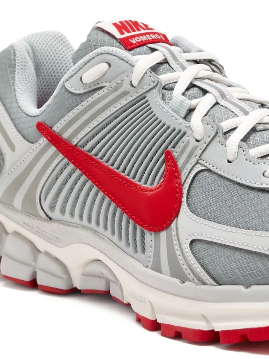 Nike Synthetic Low-Top Sneakers