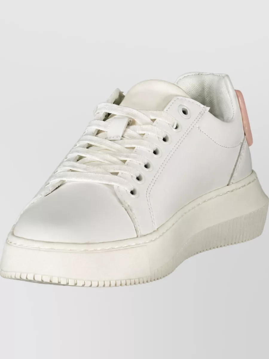 Calvin Klein Sneakers