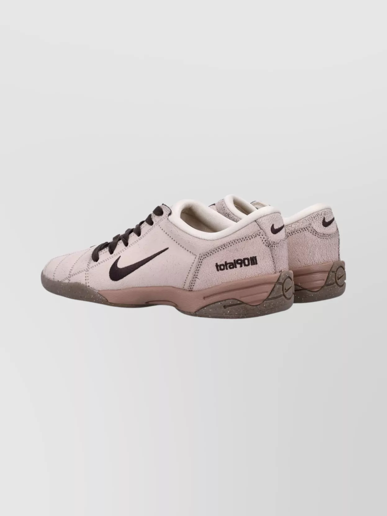 Nike Premium Sneakers Featuring Contrast Stitching