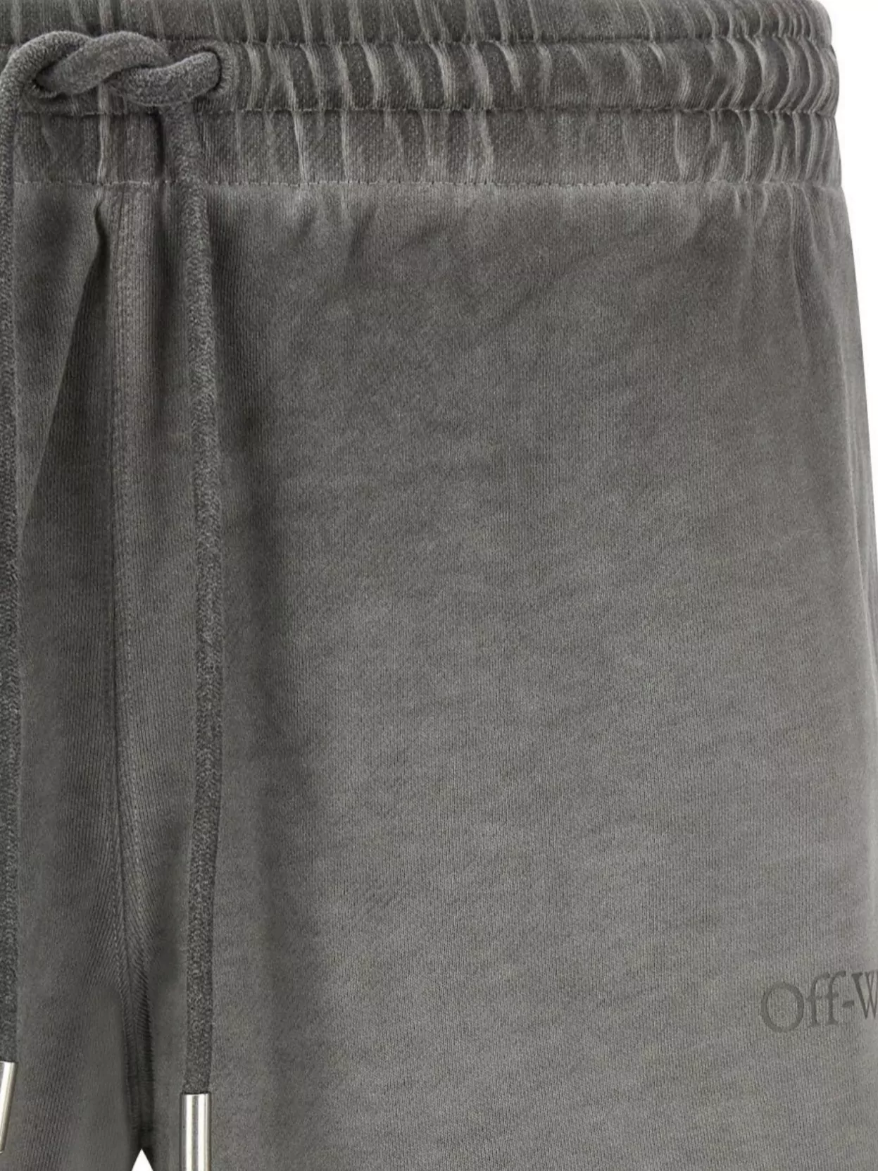 Off-White Bermuda Shorts Featuring Elastic Waistband