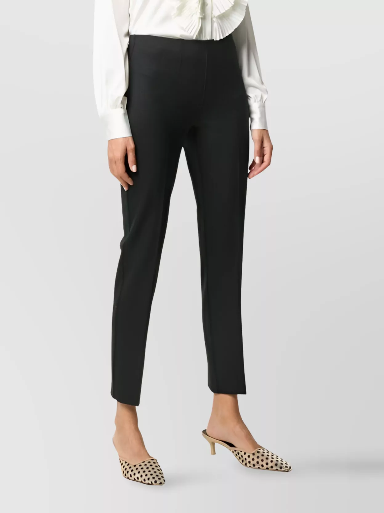 P.a.r.o.s.h . Slim Fit Cropped Trousers In Black
