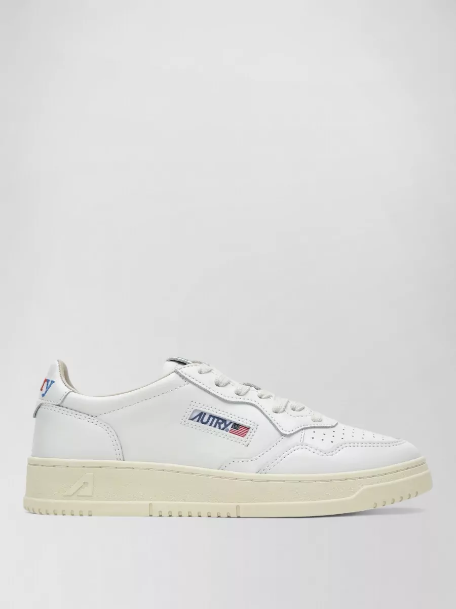 Autry low-top sneakers