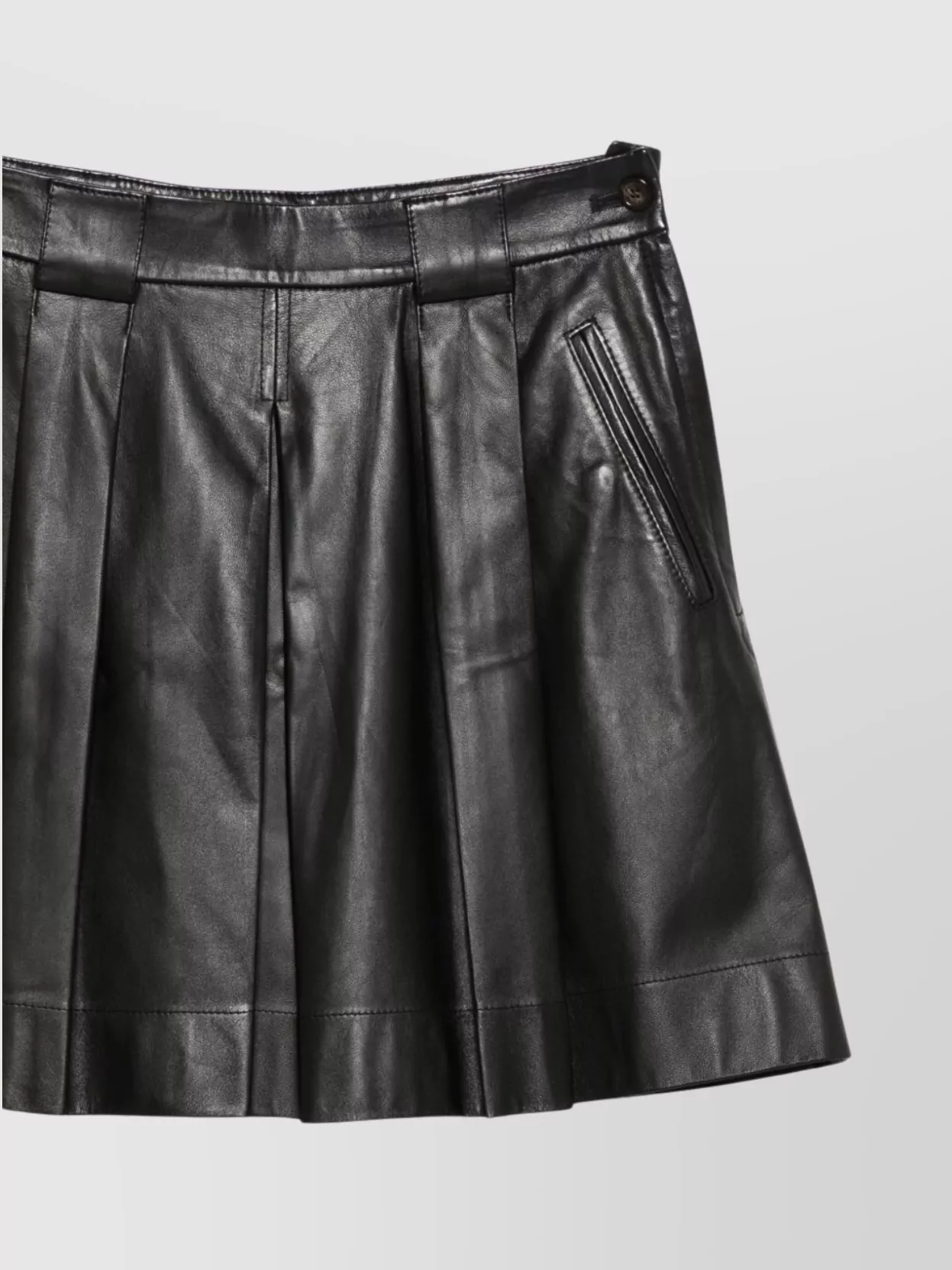 Emporio Armani Stylish Leather Skirt With Pleats And Pockets In Black