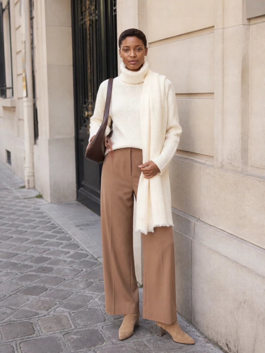 Max mara wide leg trousers ivory turtleneck outfit