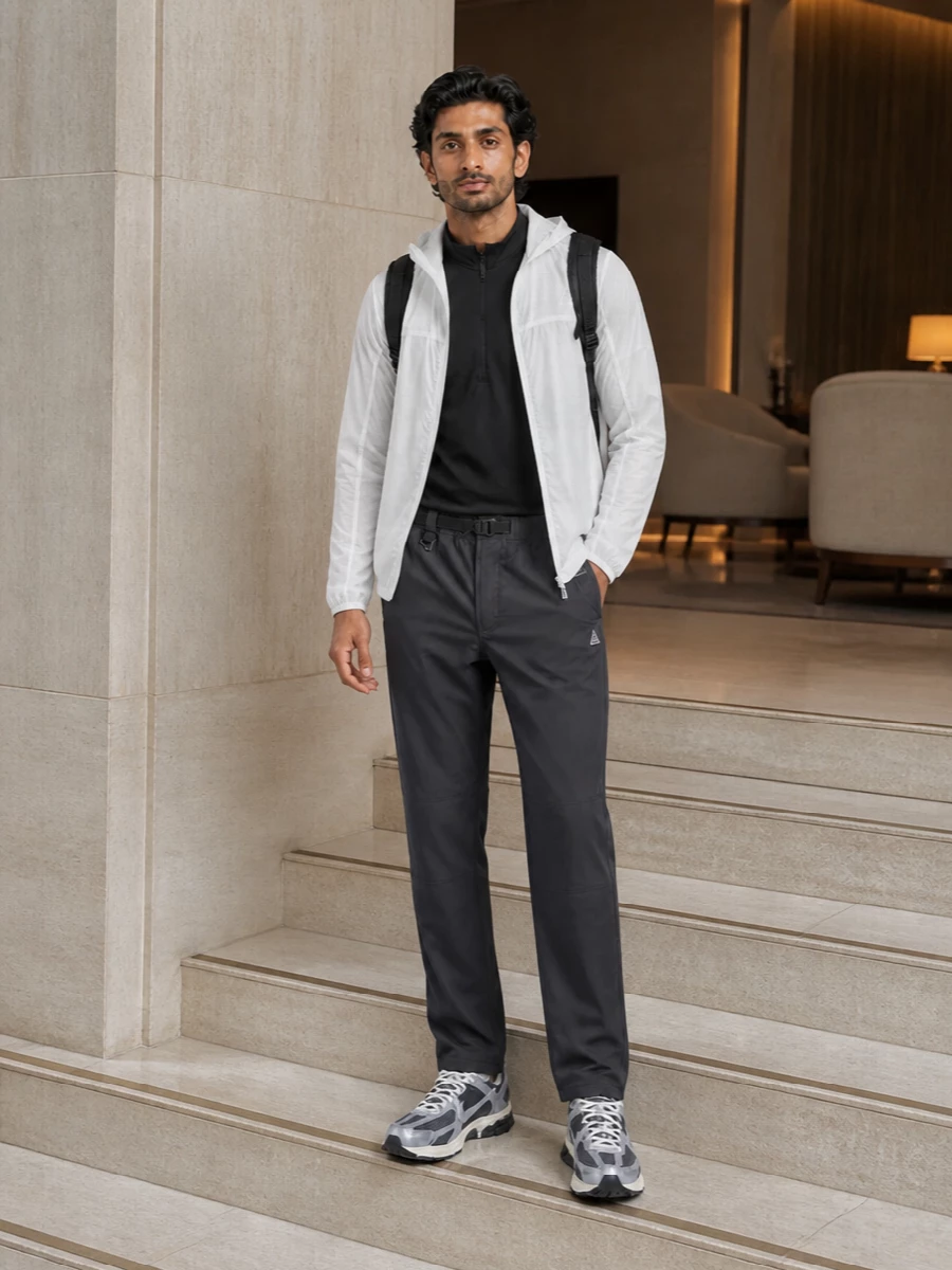 Nike windbreaker technical pants runner sneakers