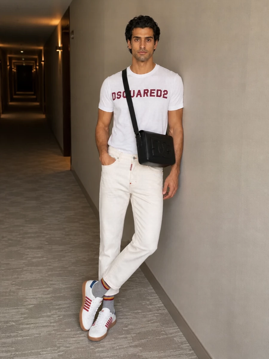 Dsquared2 logo tee off white jeans sneakers