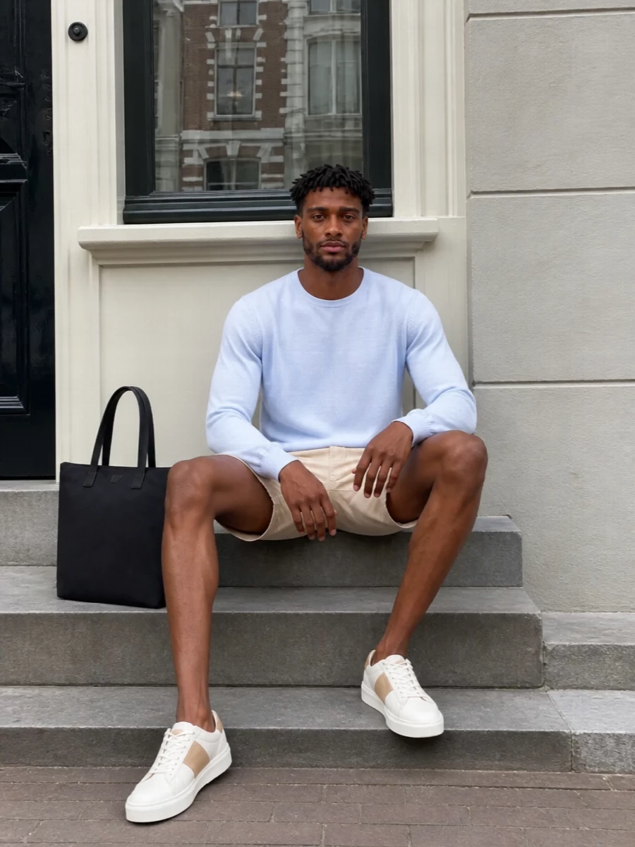 Woolrich ice blue sweater beige chino shorts outfit
