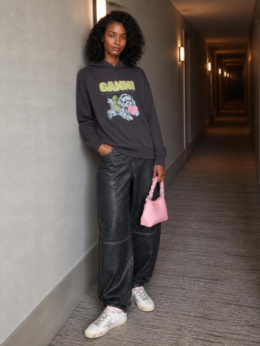 Ganni hoodie metallic jeans golden goose sneakers