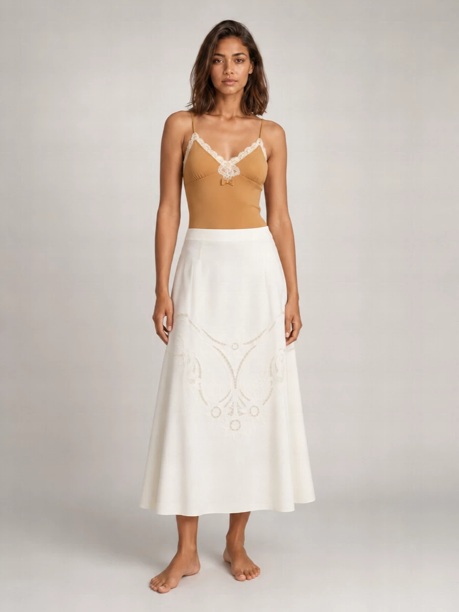 Chloé Lace Trim Ruched V-Neck Bodysuit
