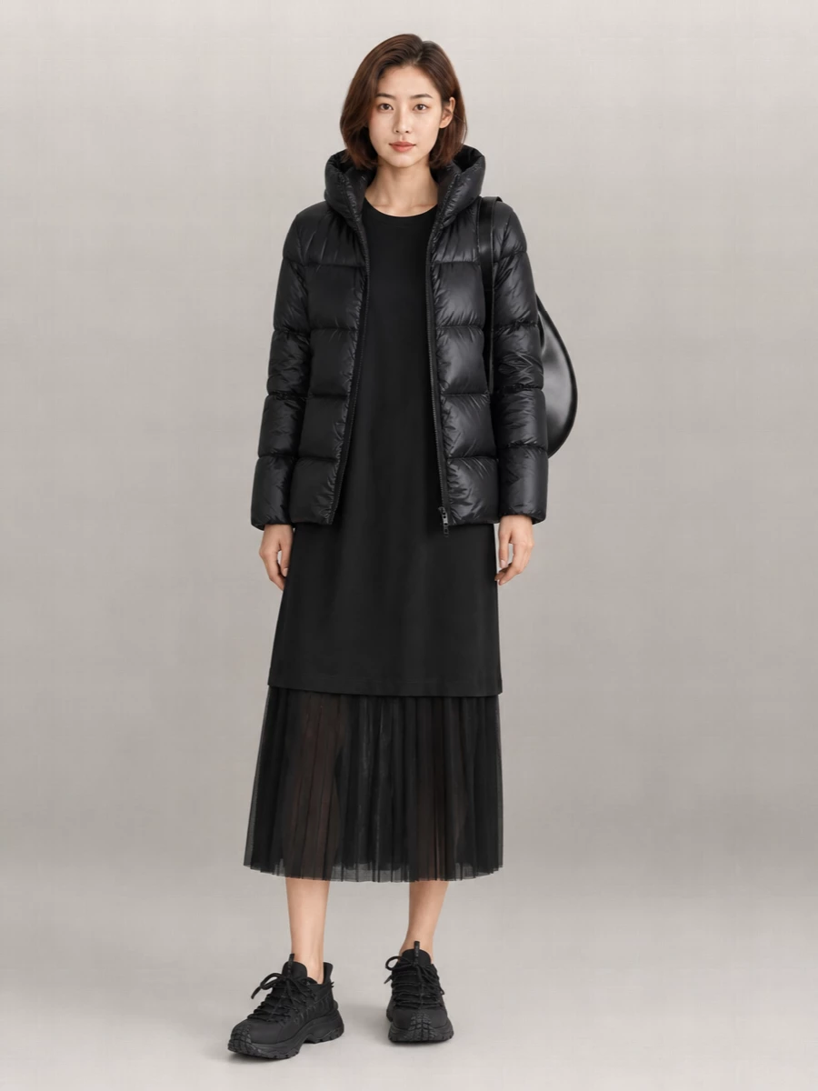 Moncler Short Parka With Hood And Quilted Design