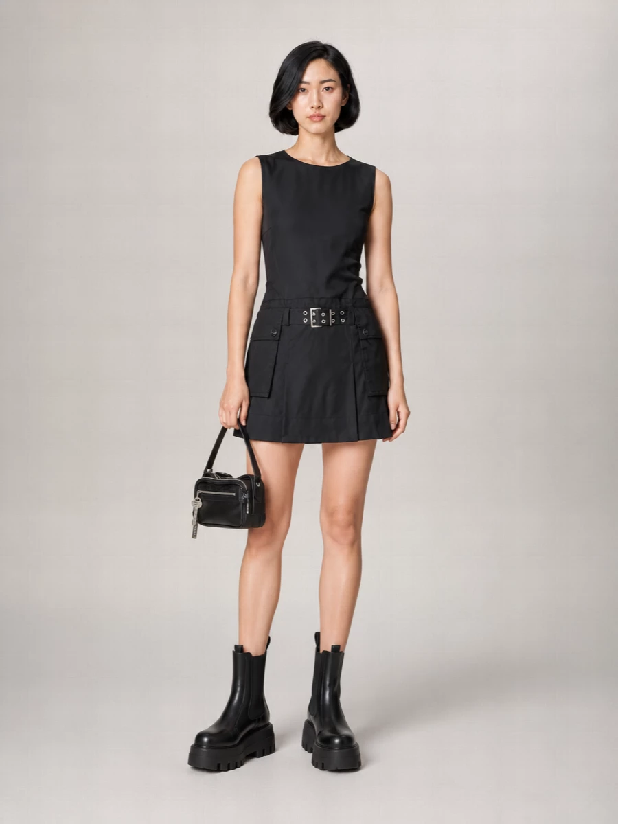 Alexander Mcqueen Leather Chelsea Ankle Boots