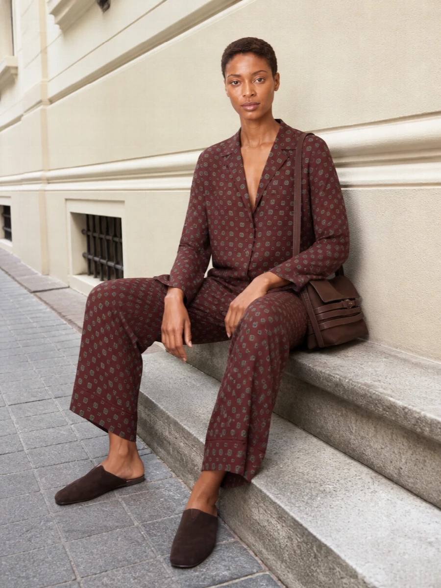 Moschino printed pajama set prada brown mules