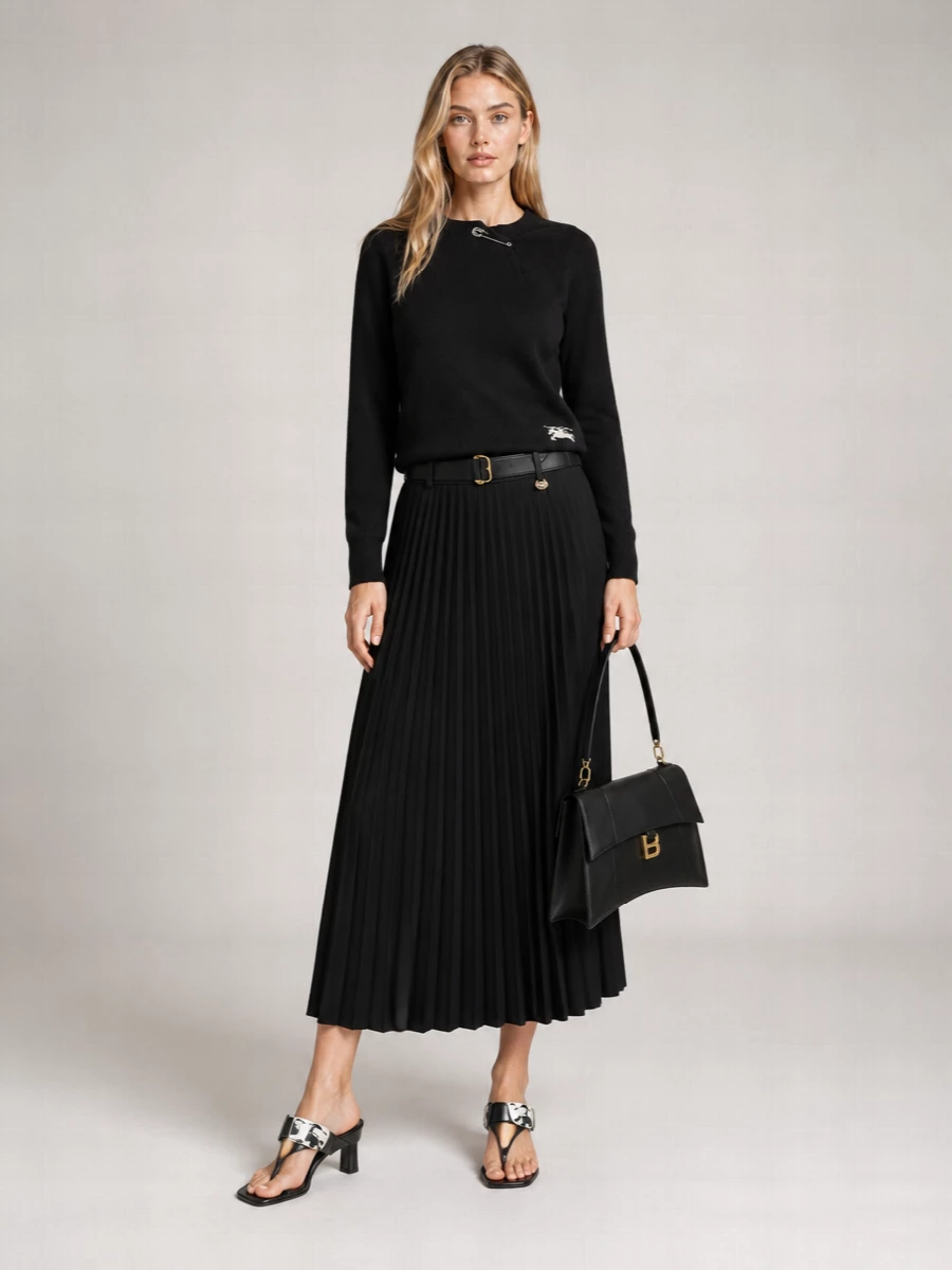 Burberry Cashmere Ribbed Crew-Neck Sweater